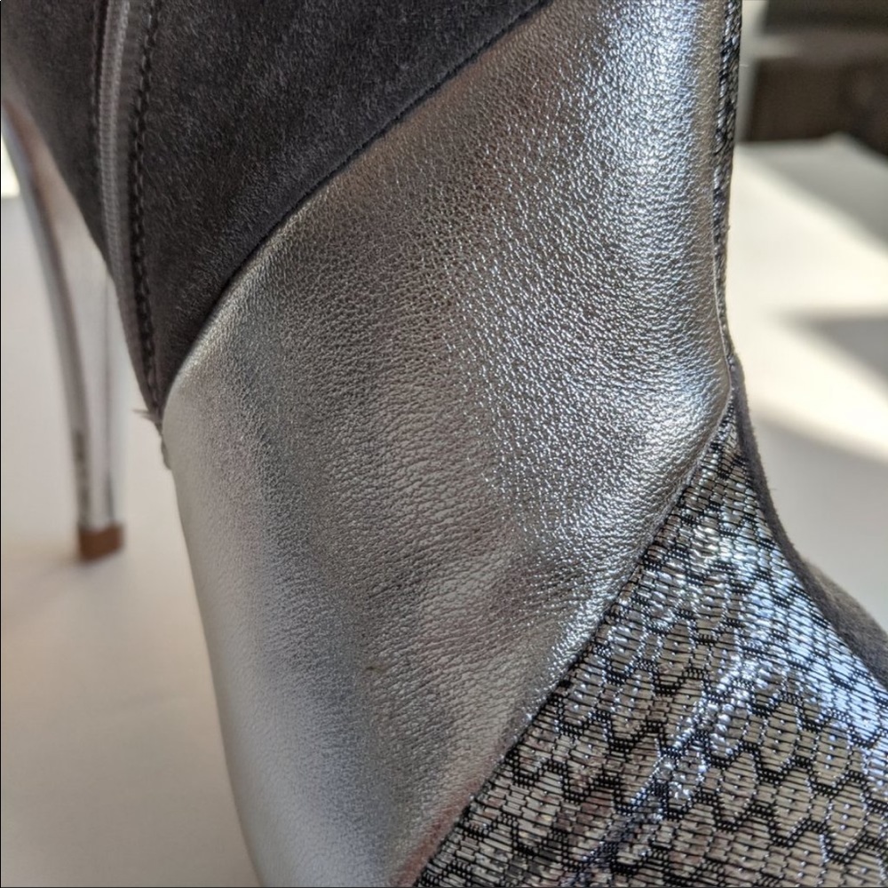 GIANVITO ROSSI  Metallic Silver Booties - Picture 9 of 13